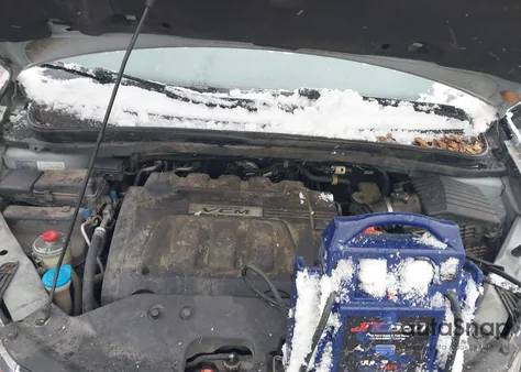 2010 Honda Odyssey Ex-L z USA, uszkodzony, nr VIN 5FNRL3H61AB056847